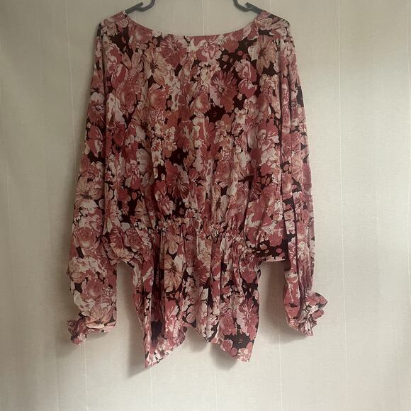 Entro NWT Boho Floral Top Size Large - Picture 3 of 6